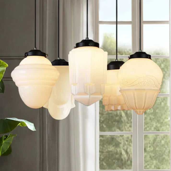 Nowoczesna lampa wisząca o geometrycznym, matowym wzornictwie