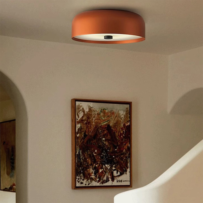 Skandynawska minimalistyczna lampa sufitowa w stylu vintage