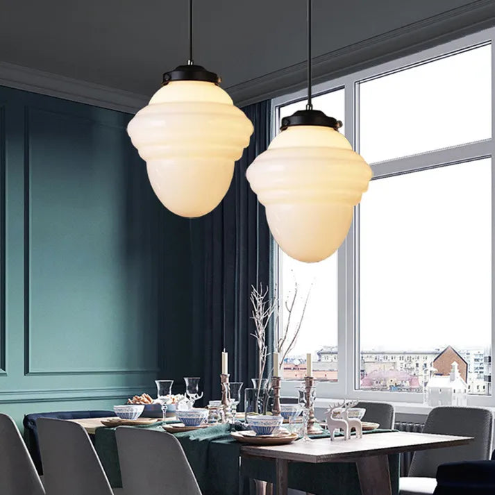 Nowoczesna lampa wisząca o geometrycznym, matowym wzornictwie