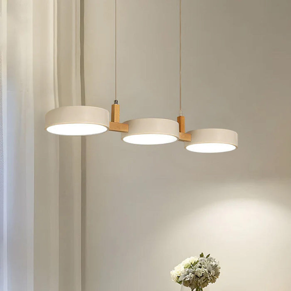 Lampa wisząca w stylu skandynawskim