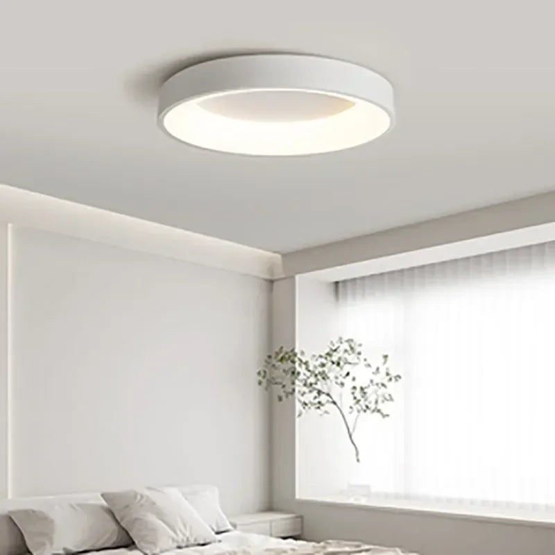 Minimalistyczna skandynawska lampa sufitowa LED halo