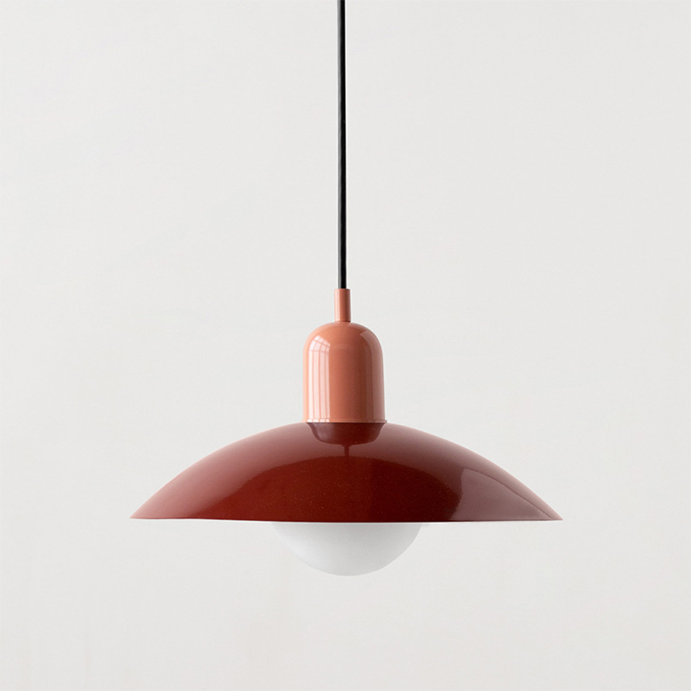 Kolorowa lampa wisząca inspirowana stylem retro