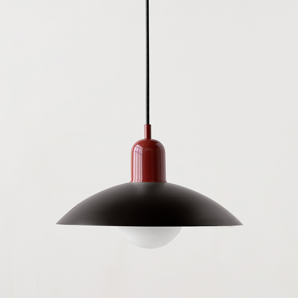 Kolorowa lampa wisząca inspirowana stylem retro