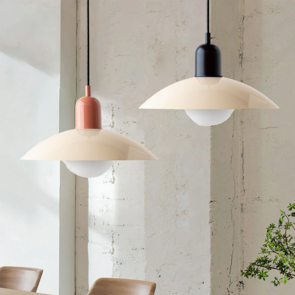 Kolorowa lampa wisząca inspirowana stylem retro