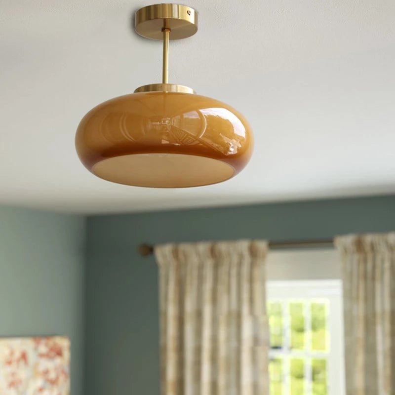 Lampy sufitowe w stylu vintage z kopułą
