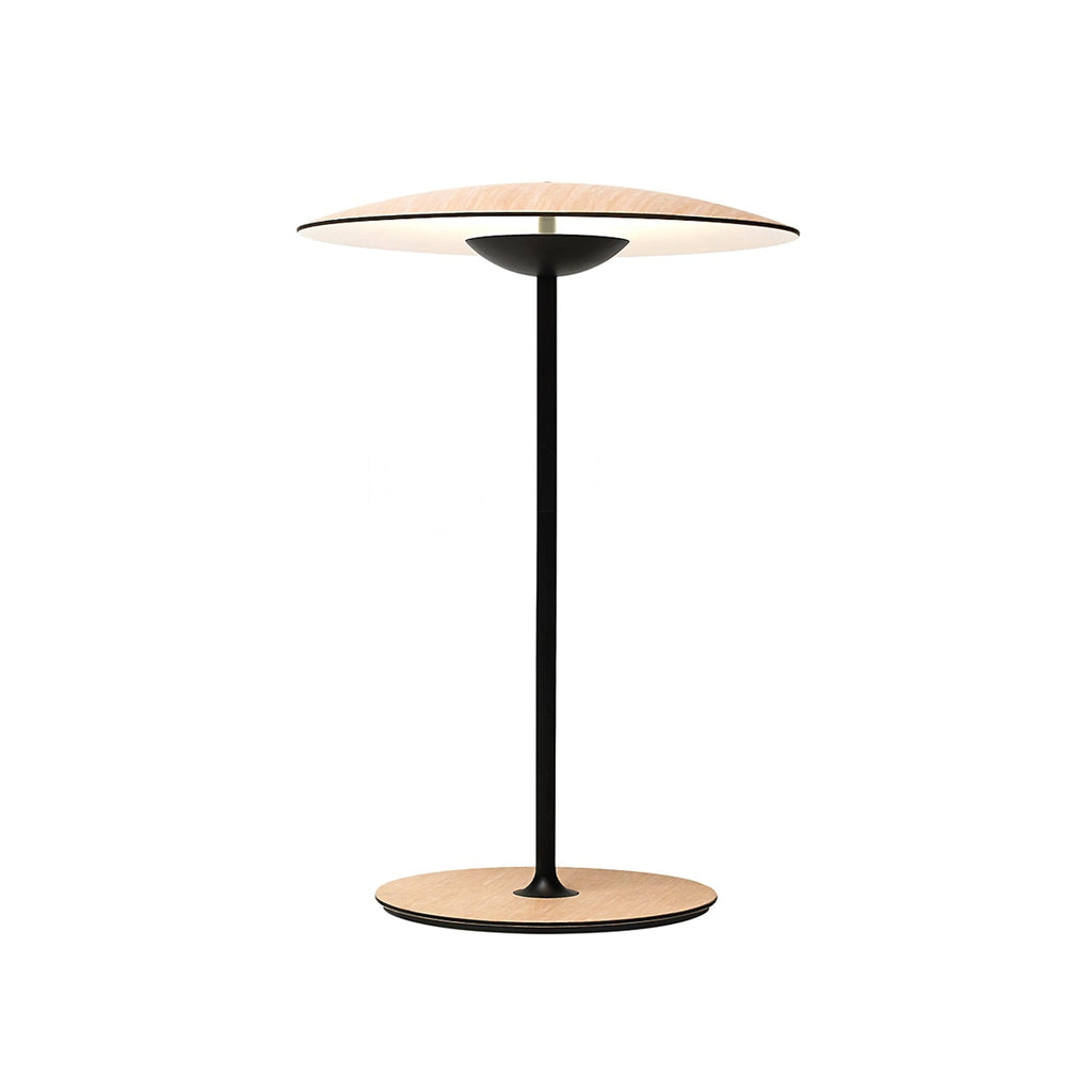 Lampa biurkowa w ciepłym odcieniu imbiru