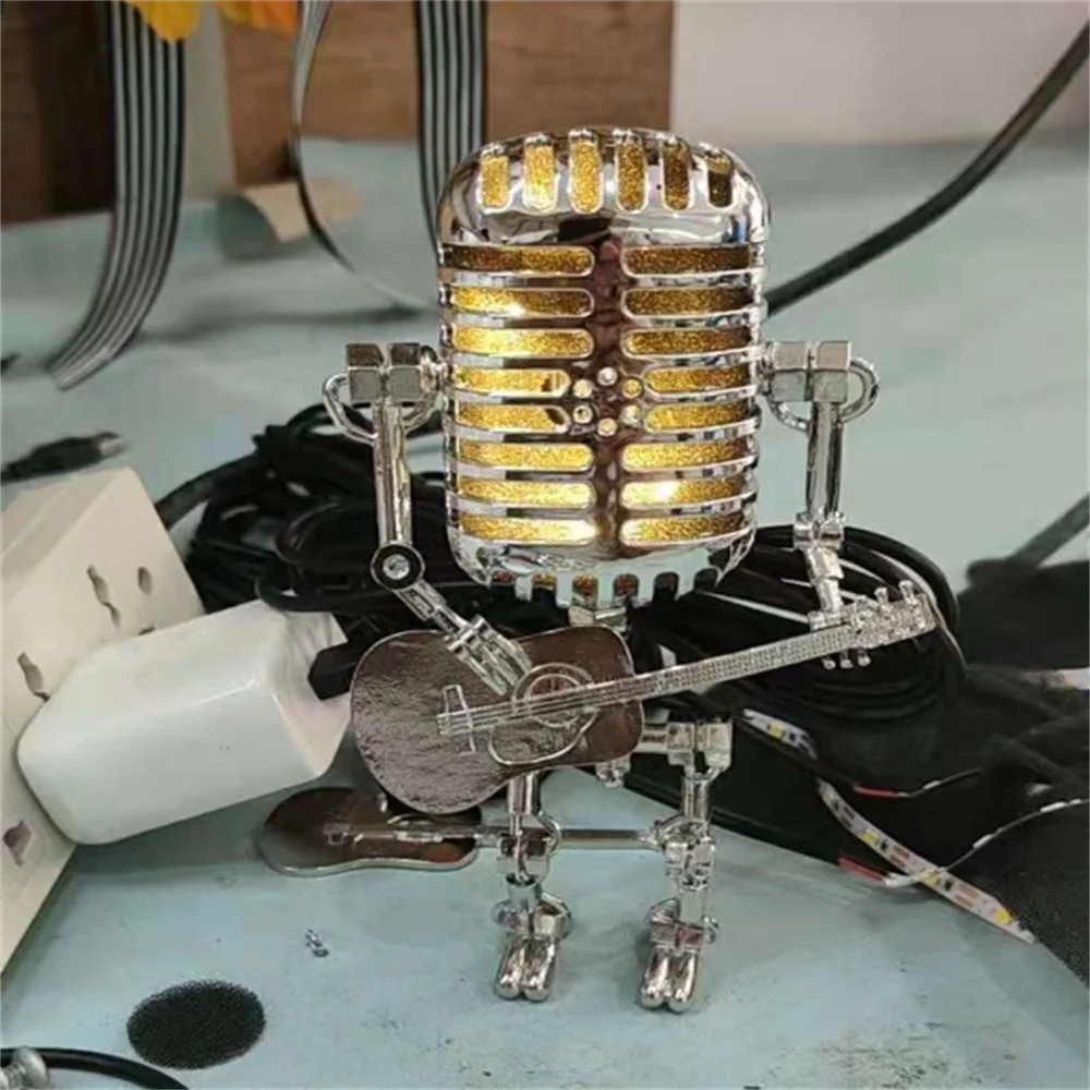 Lampa stołowa muzyczna w kształcie robota