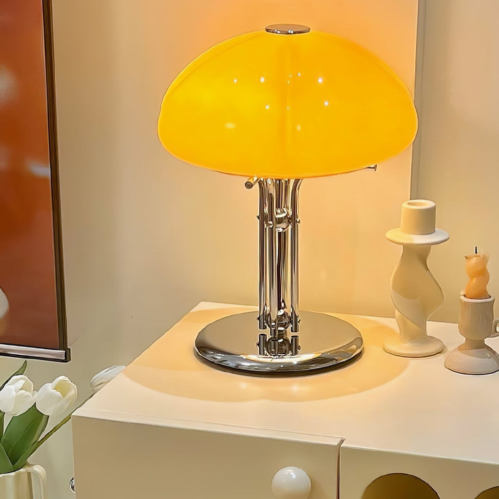 Lampa biurkowa w stylu retro minimalistyczna