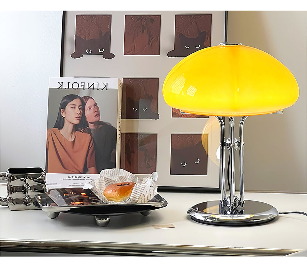 Lampa biurkowa w stylu retro minimalistyczna