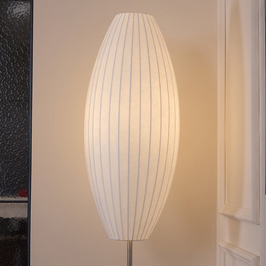 Elegancka lampa stojąca LED z żebrowanym kloszem