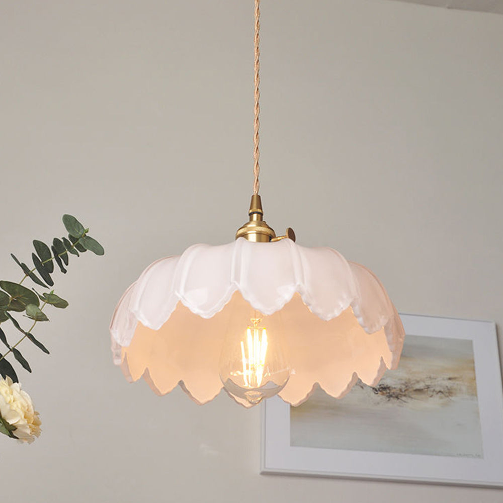 Lampa wisząca w kształcie kwiatów w stylu vintage