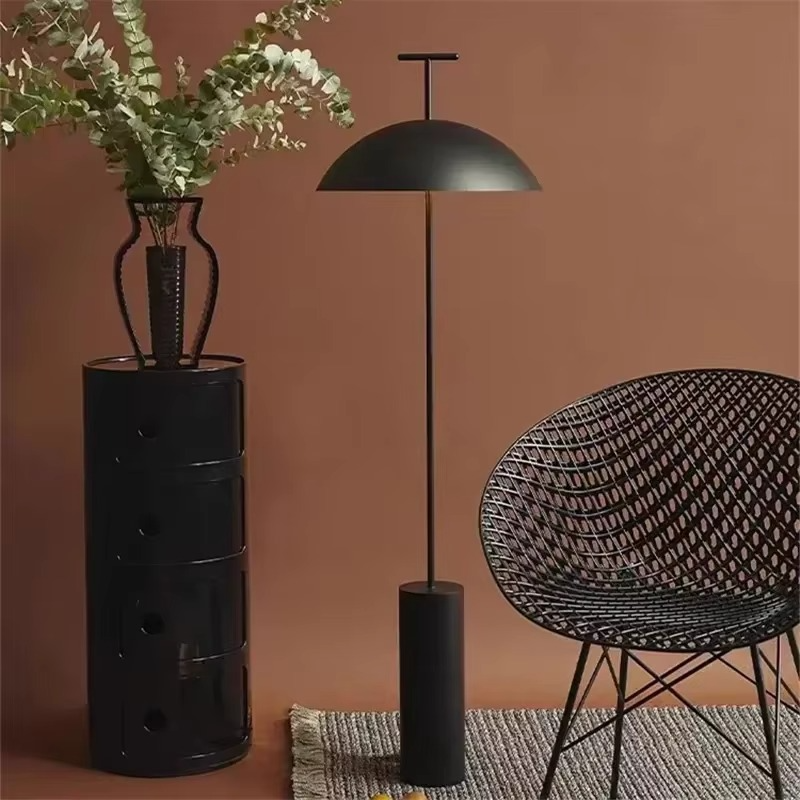 Elegancka lampa stojąca LED z cylindryczną podstawą