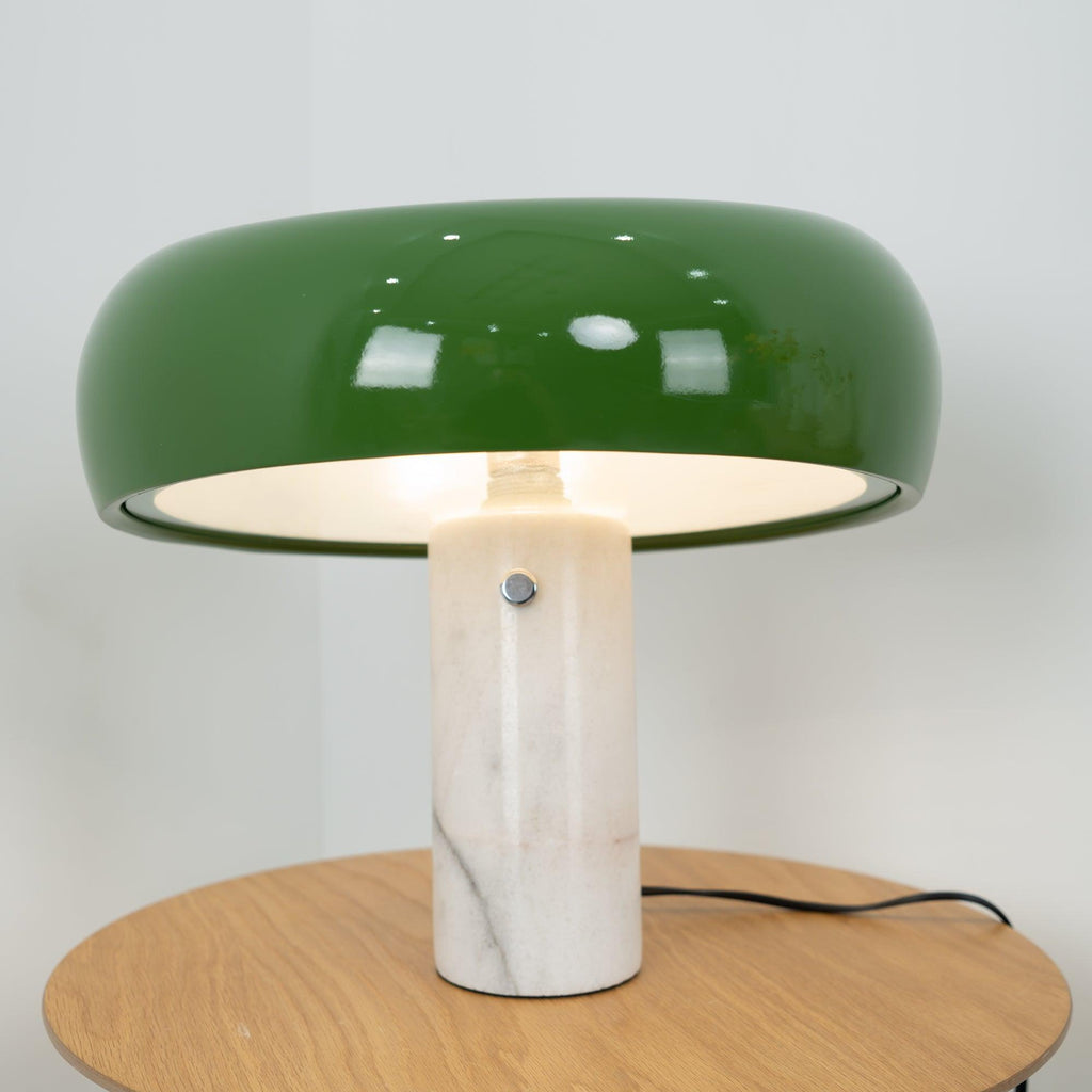 Nowoczesna i stylowa lampa biurkowa w kształcie grzyba