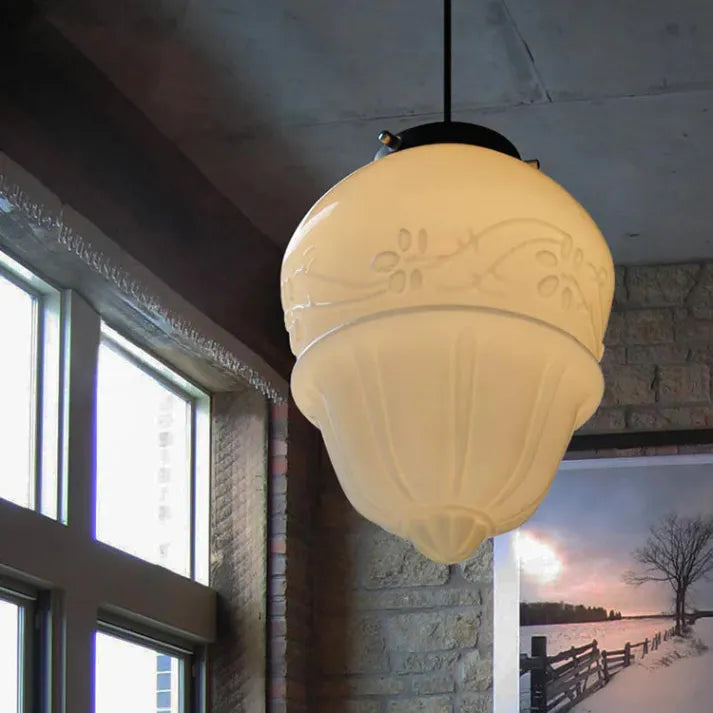 Nowoczesna lampa wisząca o geometrycznym, matowym wzornictwie