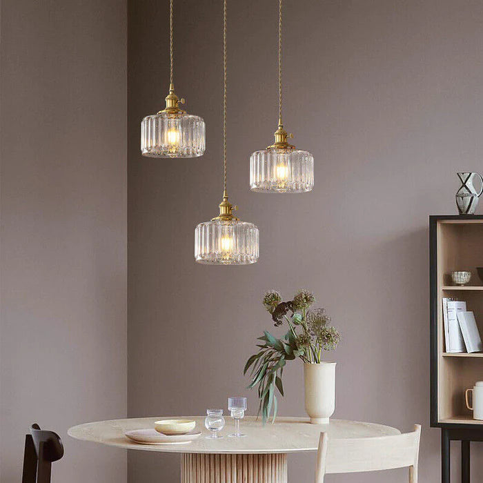 Antyczna lampa wisząca w stylu retro