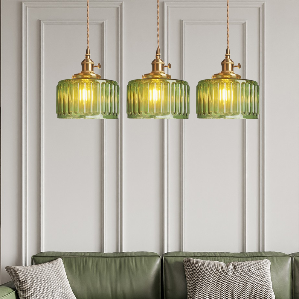 Antyczna lampa wisząca w stylu retro