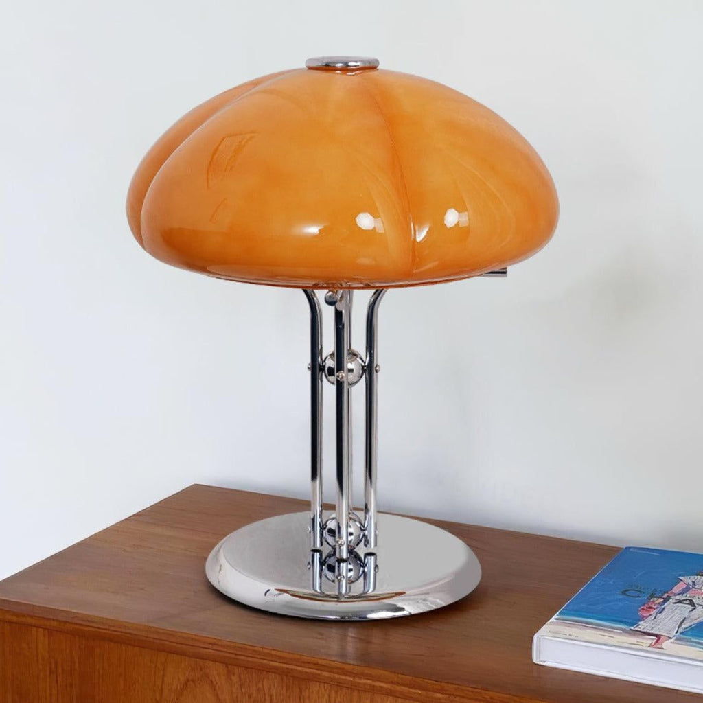 Lampa biurkowa w stylu retro minimalistyczna