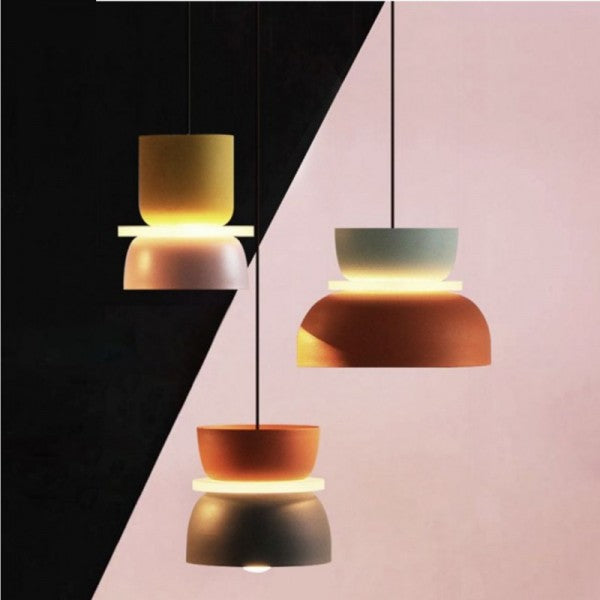 Minimalistyczna lampa wisząca w stylu nordyckim