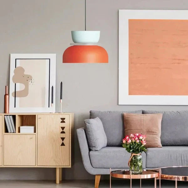 Minimalistyczna lampa wisząca w stylu nordyckim