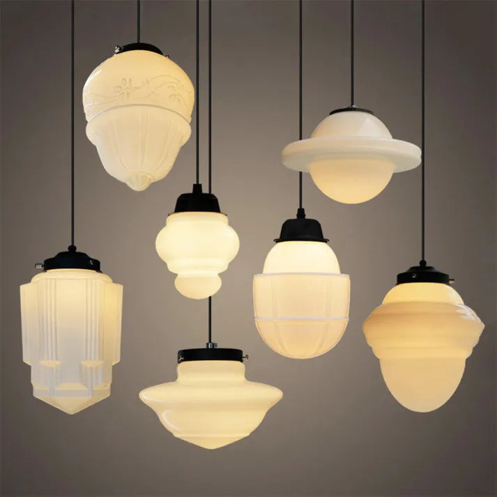 Nowoczesna lampa wisząca o geometrycznym, matowym wzornictwie