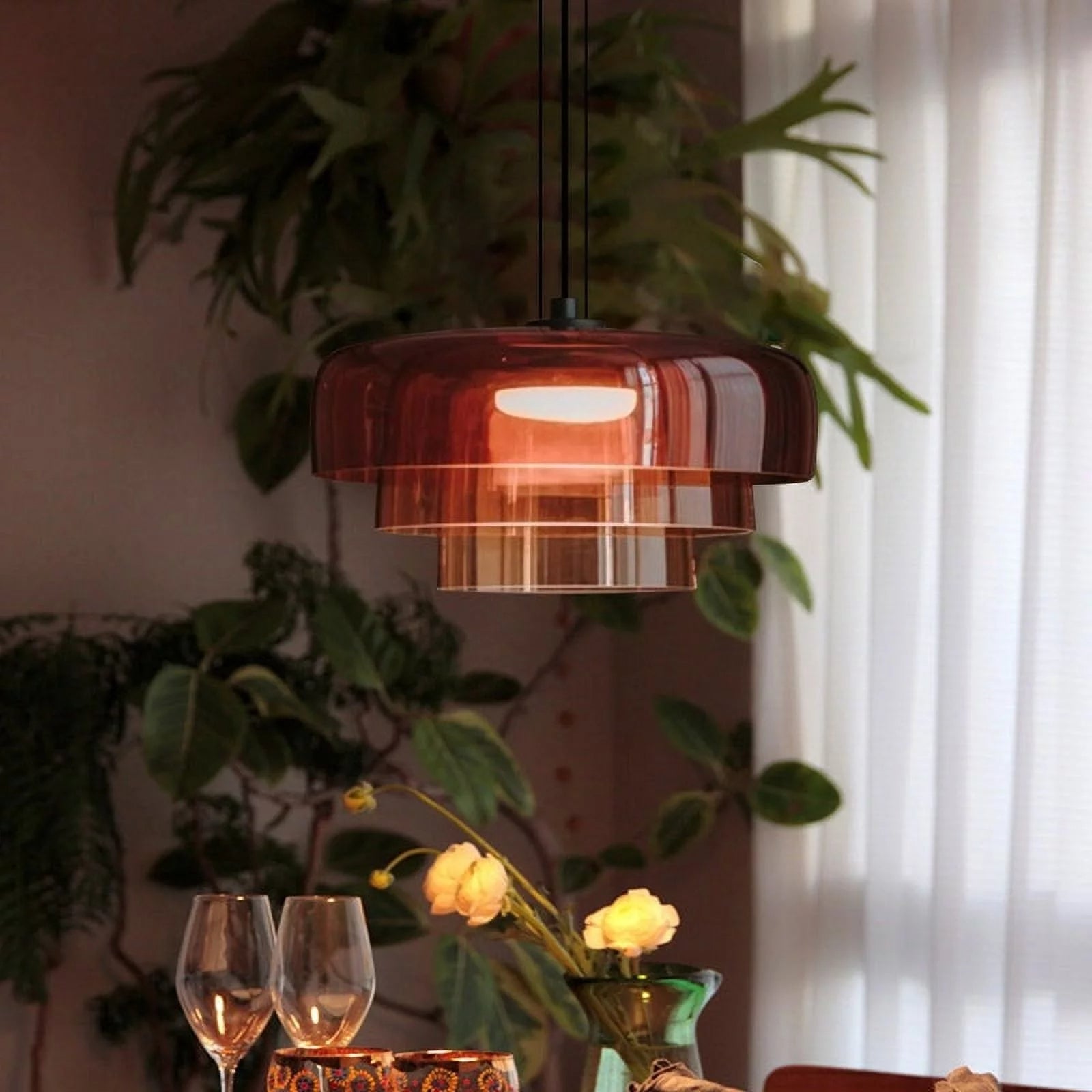 Nowoczesna skandynawska lampa wisząca