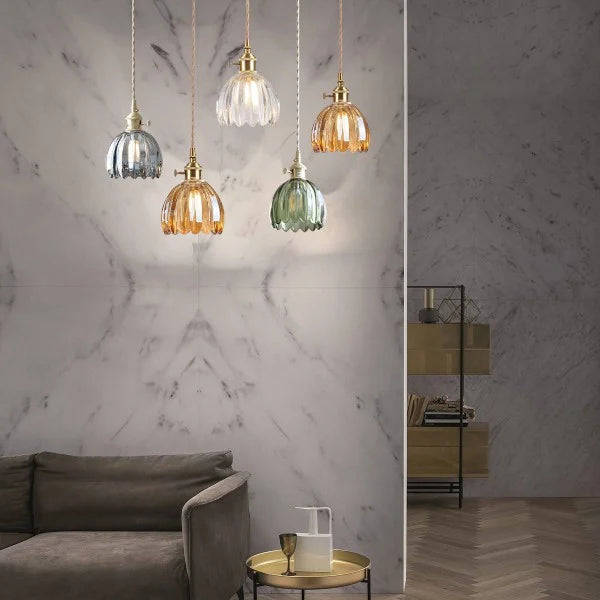 Lampa wisząca inspirowana kwiatem
