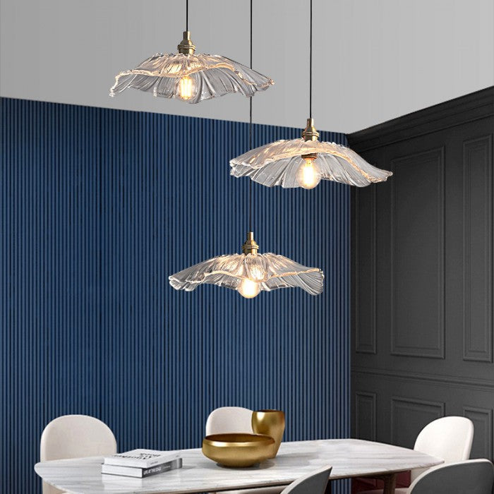 Lampa wisząca inspirowana kwiatami