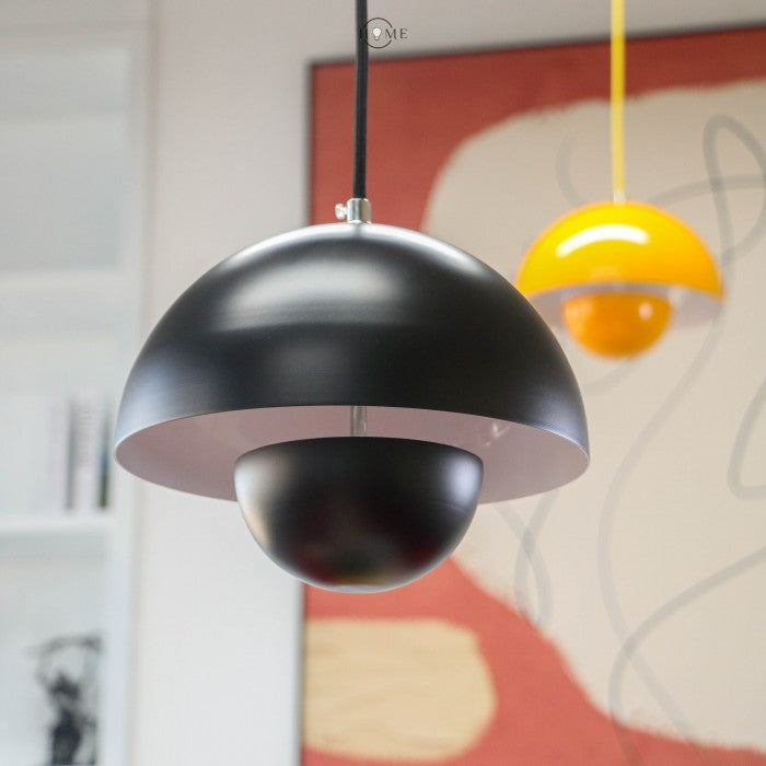 Miniaturowa lampa wisząca z kloszem w pastelowych kolorach